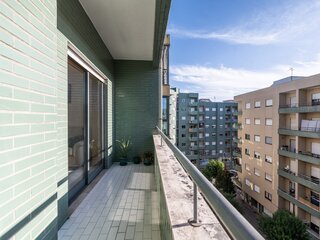 t9ro8ubmwbhfrs3z1d63i8.jpg