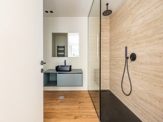 jb19eeodwrgxr51jdi871c.jpg