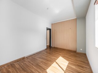 rnjg7lvzcjfq6sdnb5cd3s.jpg