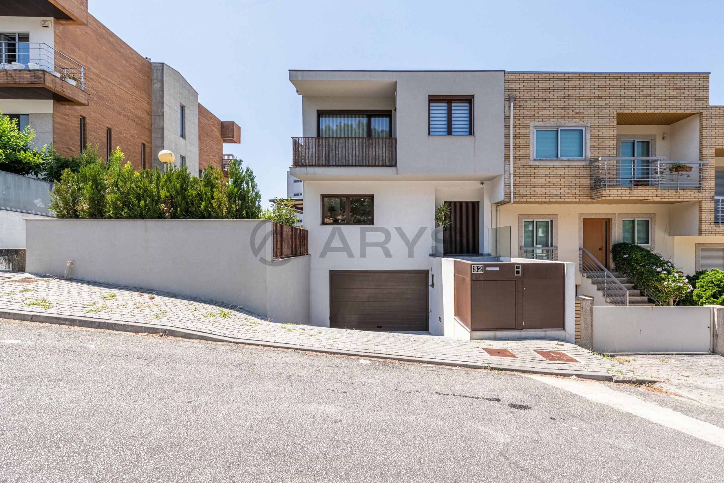 Casa Triplex T3 + 1