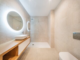 0j76r7ib5fjd8ur8hkpt818.jpg
