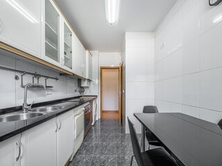 tevidajuy72vmqhg8r2l.jpg